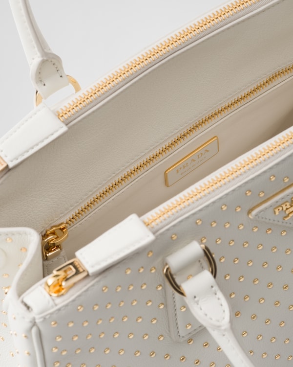 大号Prada Galleria铆钉皮革手袋 大号Prada Galleria铆钉皮革手袋