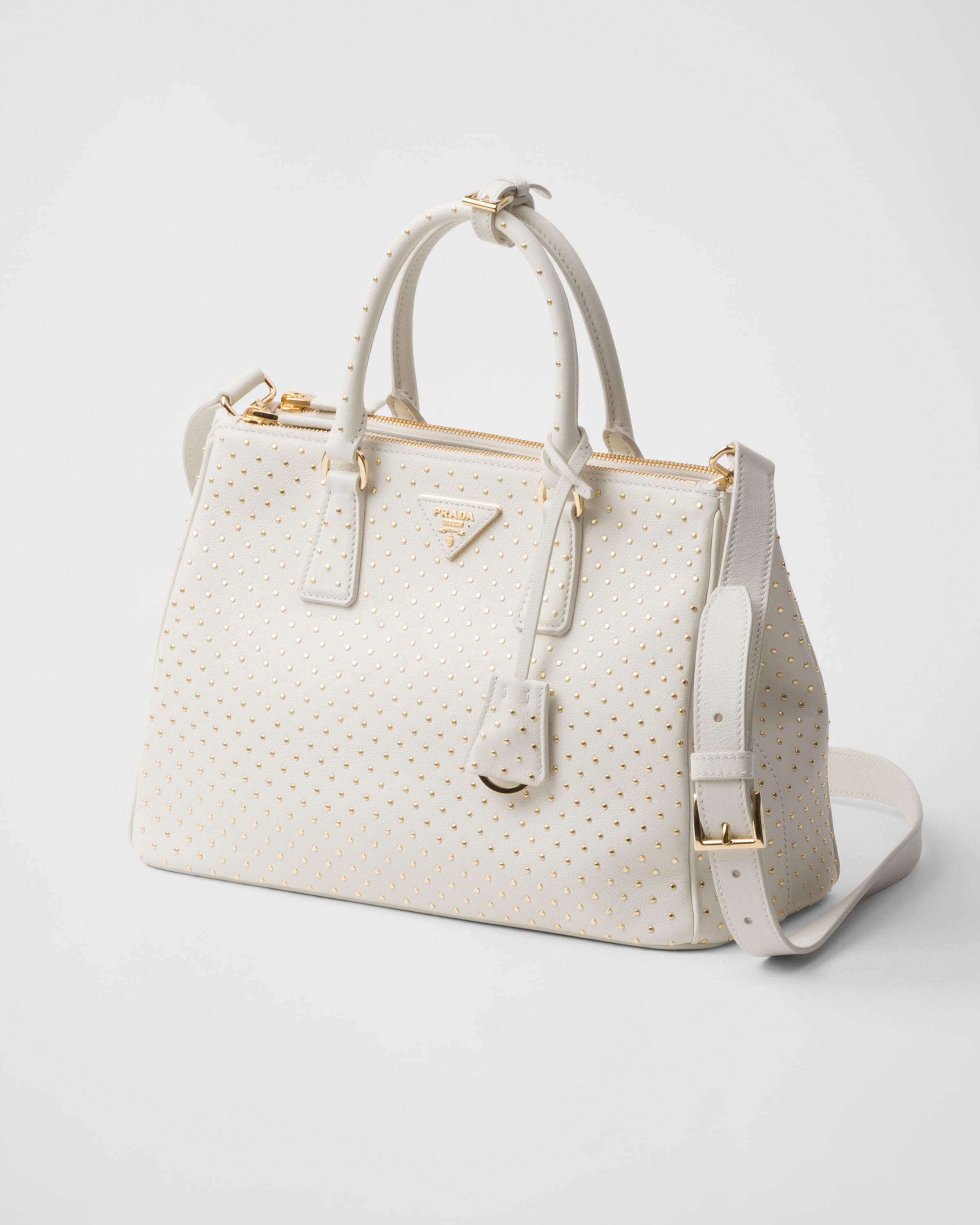 Shop Prada Grosse Galleria Tasche Aus Leder Mit Nieten In White