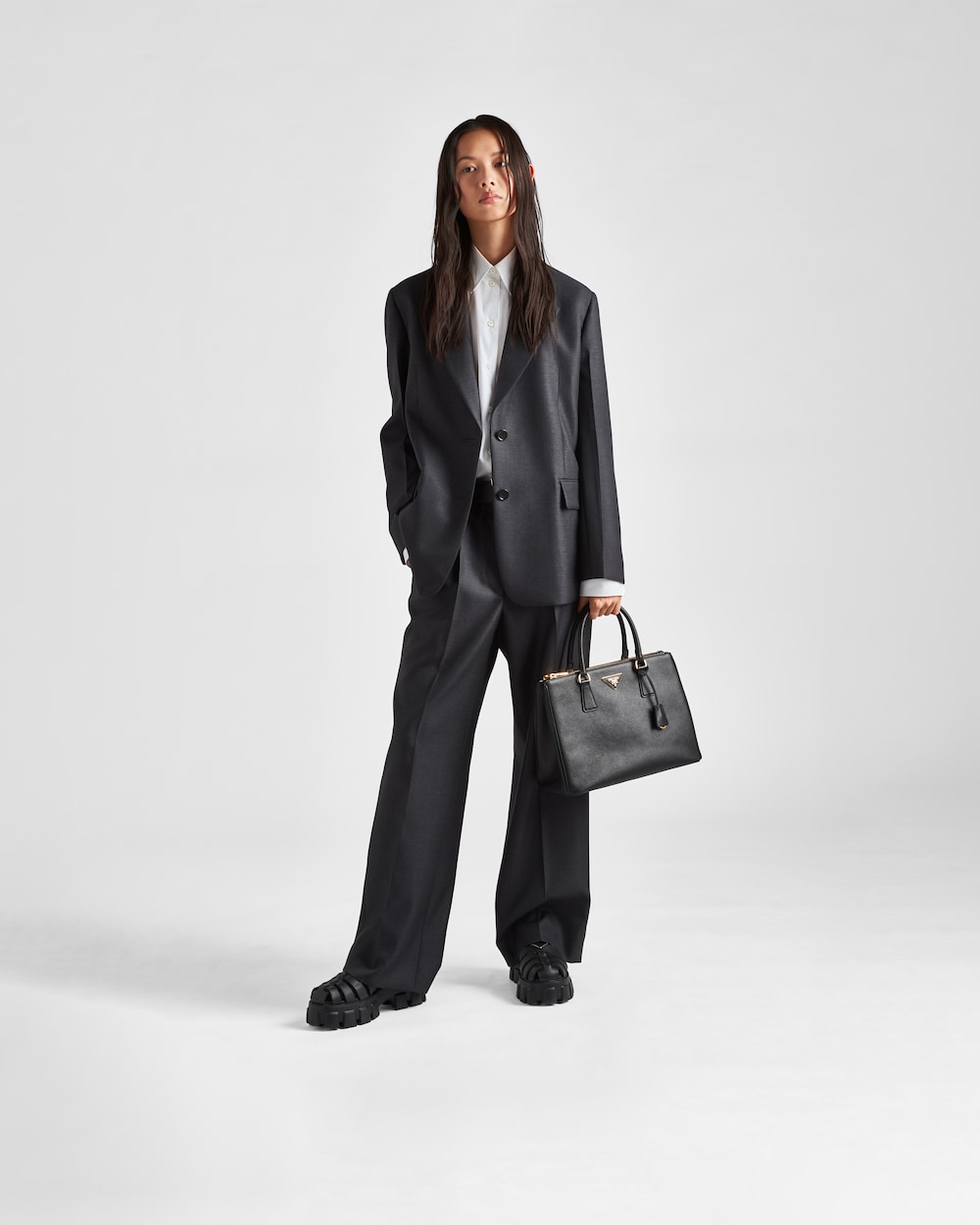 ブラック プラダ ガレリア サフィアーノレザー ラージバッグ | Prada