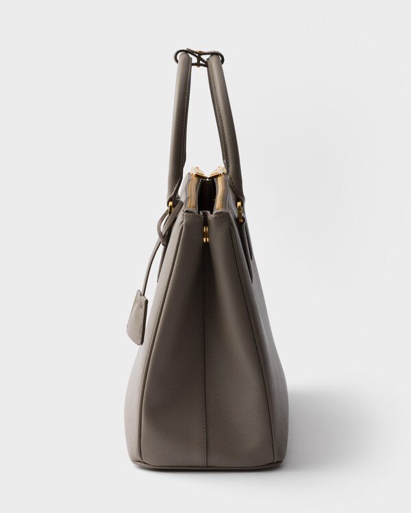 Grand sac Prada Galleria en cuir Saffiano - Gris argile Grand sac Prada Galleria en cuir Saffiano - Gris argile