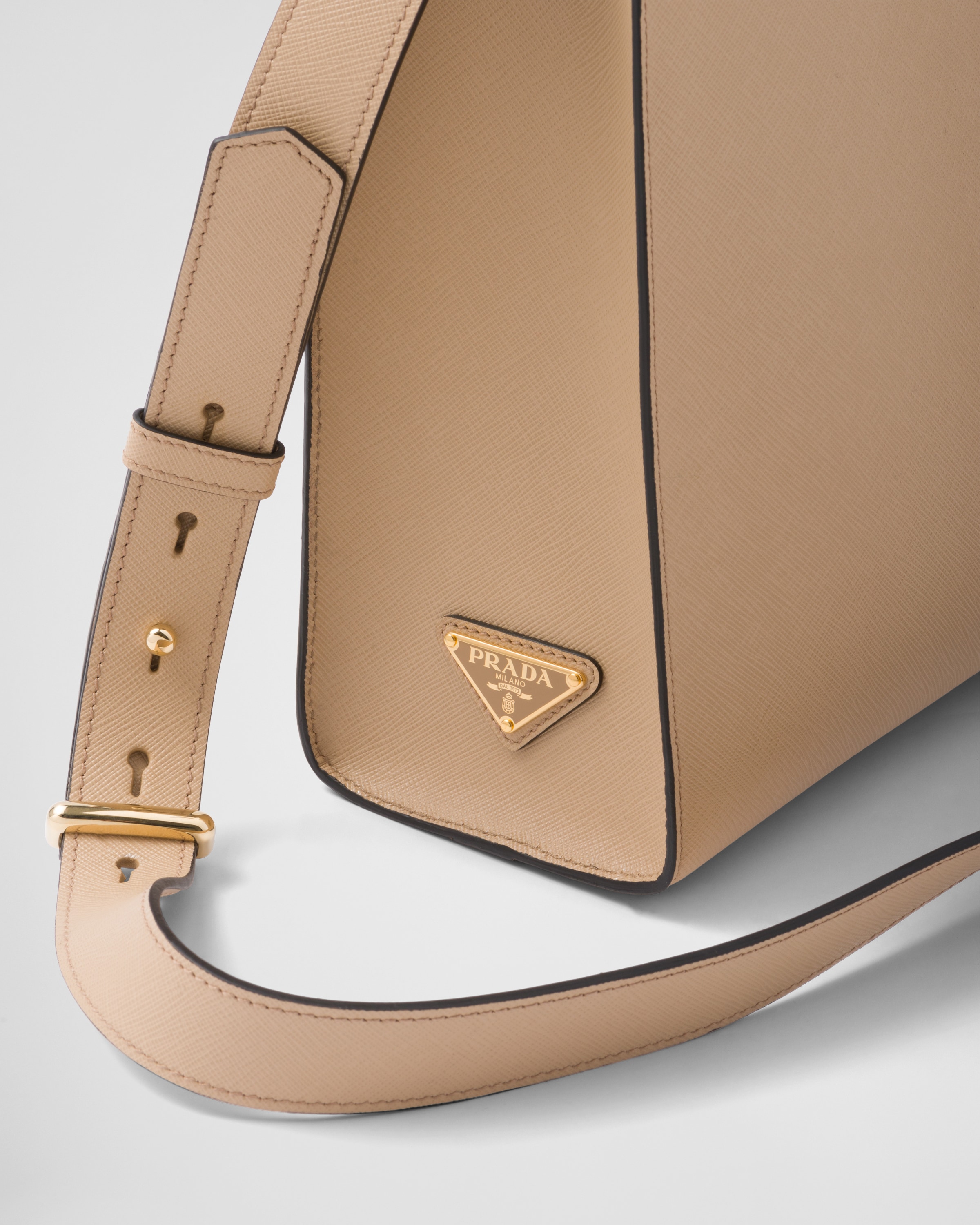 Prada saffiano clearance beige
