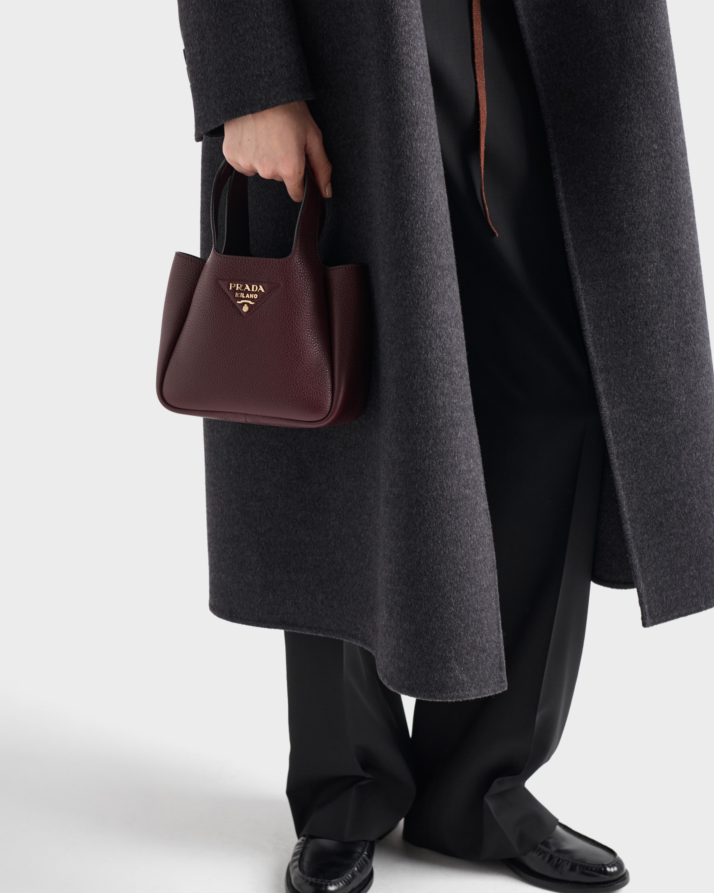 プラダ バーガンディ レザー ハンドバッグ バーガンディ レザー ミニハンドバッグ | PRADA