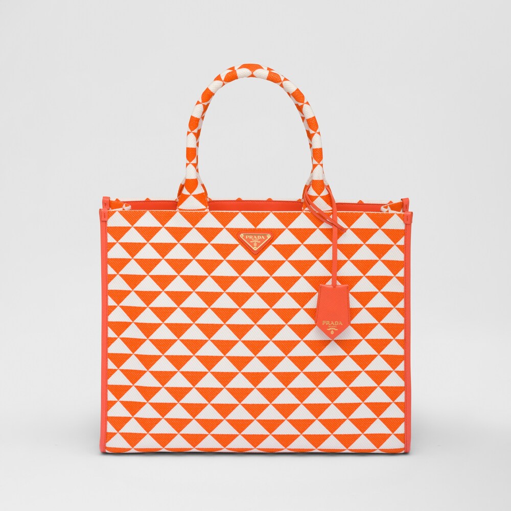 Prada Grand sac à main Prada Symbole en tissu brodé 1