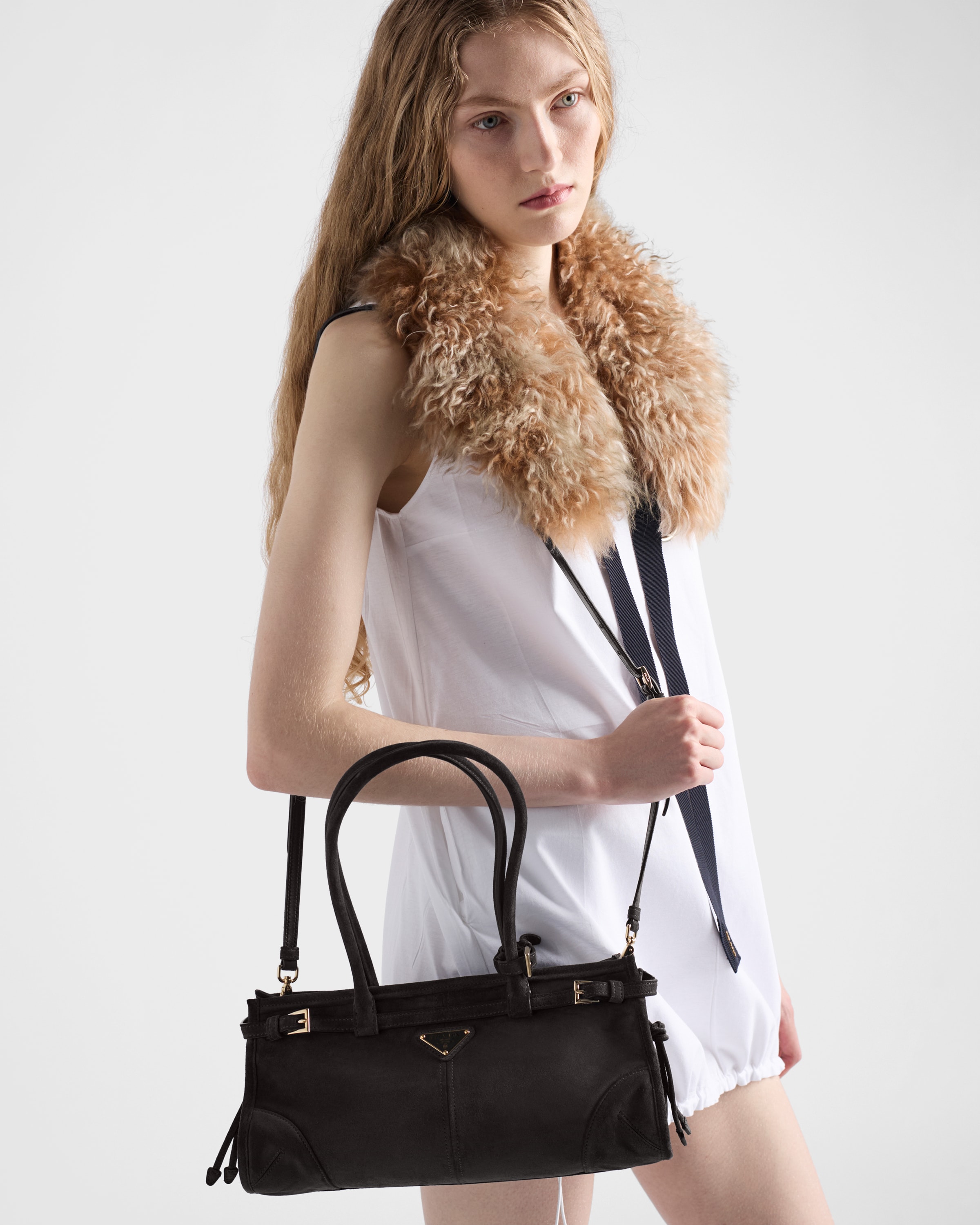 PRADA プラダ ミディアム スエード ハンドバッグ 1BA426 PRADA プラダ ミディアム スエード ハンドバッグ 1BA426 (PRADA
