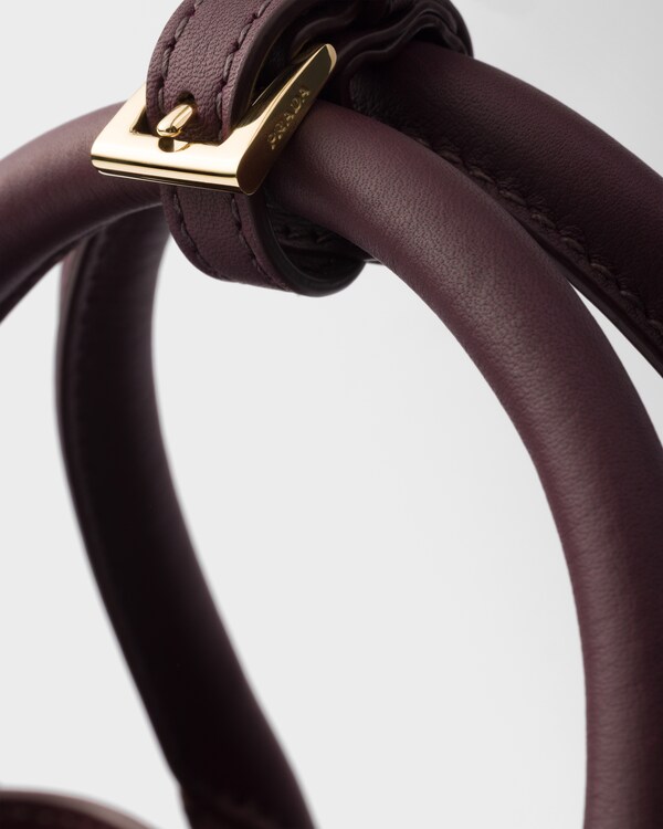 Sac Prada Buckle en veau velours avec ceinture - Bordeaux Sac Prada Buckle en veau velours avec ceinture - Bordeaux