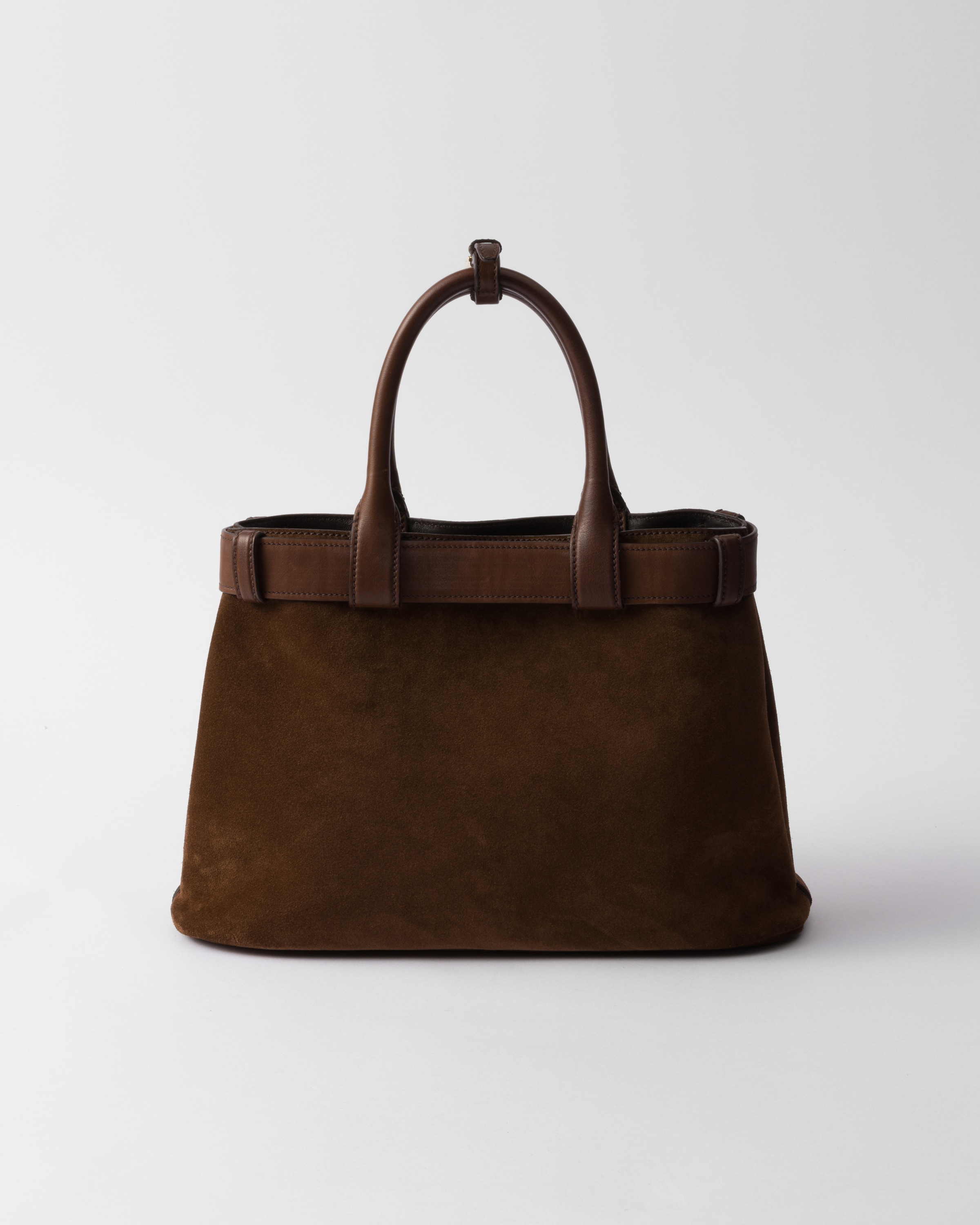 Shop Prada Mittelgrosse Buckle Tasche Aus Wildleder Mit Gürtel In Kakaobraun