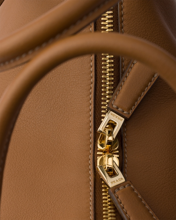 حقيبة يد Prada Darling من الجلد - كراميل حقيبة يد Prada Darling من الجلد - كراميل