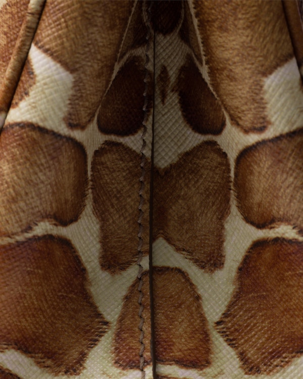 프라다 갤러리아 미디엄 프린티드 사피아노 가죽 백 프라다 갤러리아 미디엄 프린티드 사피아노 가죽 백