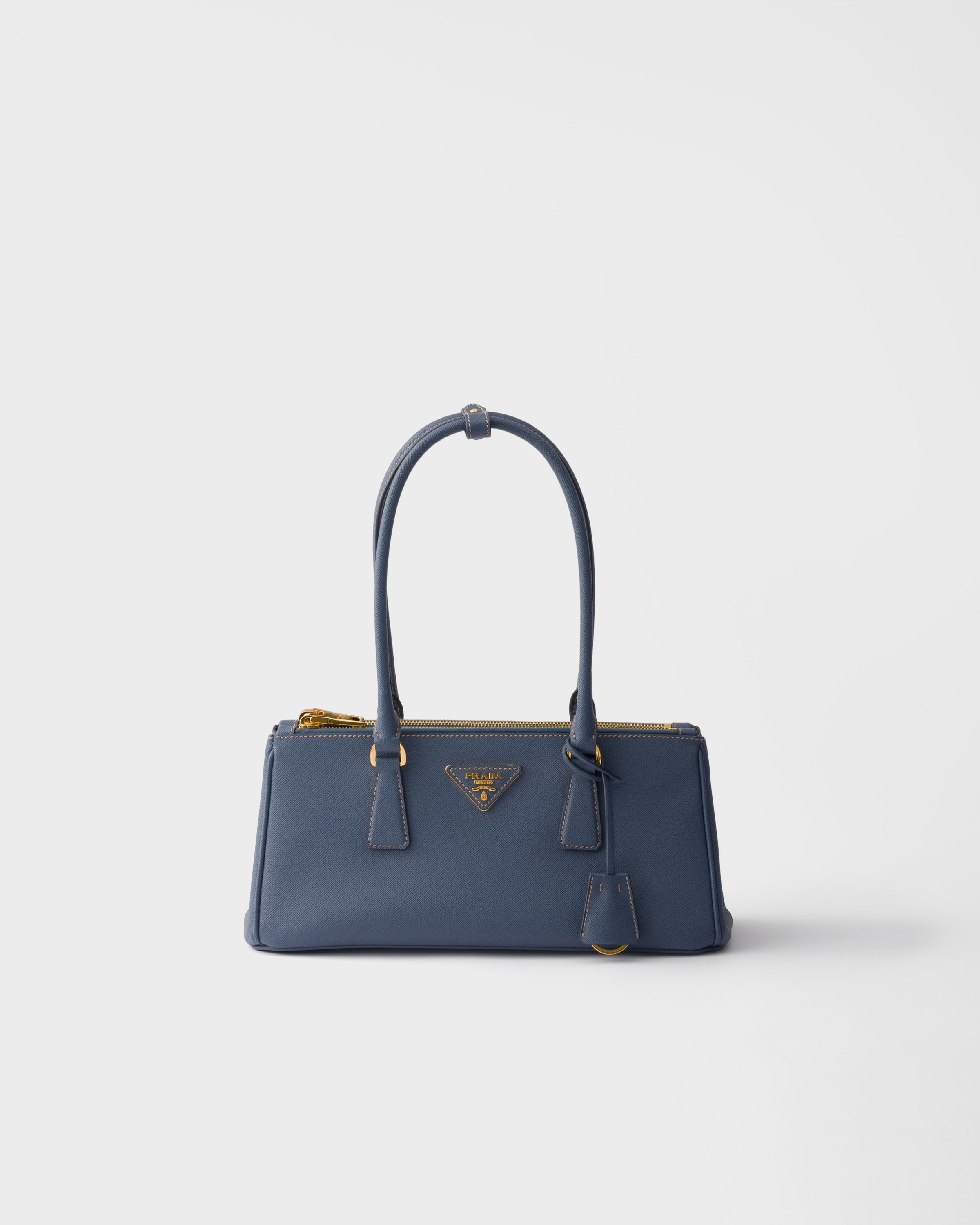 PRADA SAFFIANO ブルー 1BA457_NZV_F0D57_V_EOM_SLF.jpg