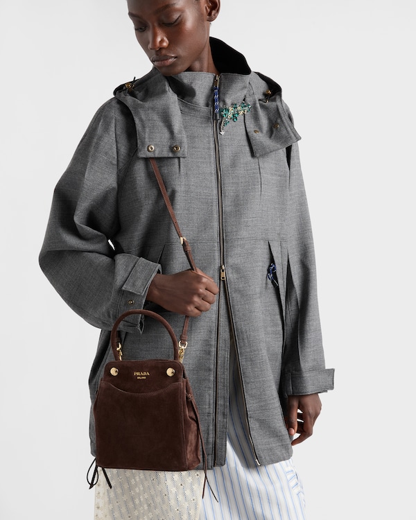 Bolsa Prada Carry mini em camurça - Marrom-Escuro Bolsa Prada Carry mini em camurça - Marrom-Escuro