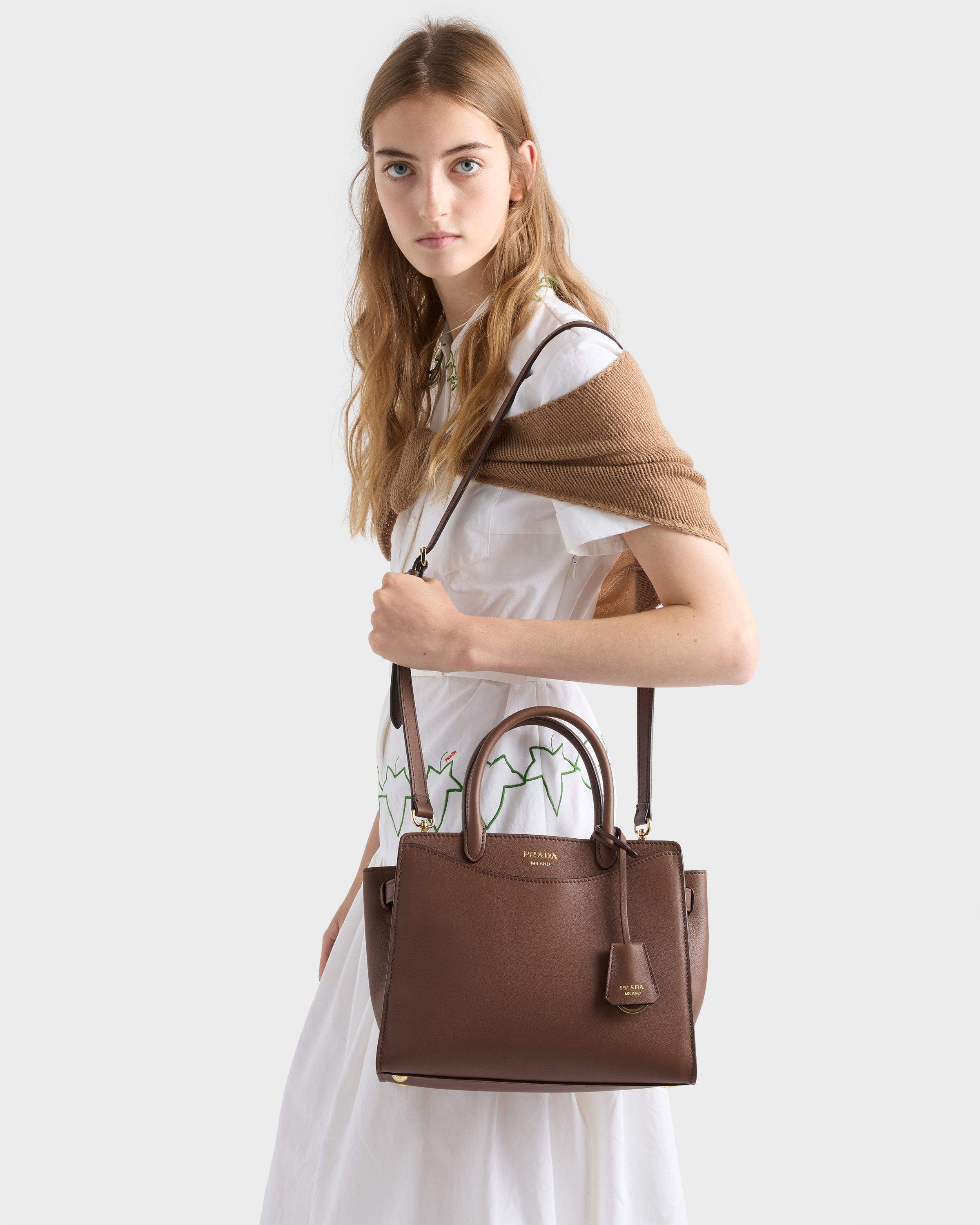 【美品】PRADA モカシン　ブラウン　37(23.5) Palisander Prada Prelude Medium Leather Handbag | PRADA - United