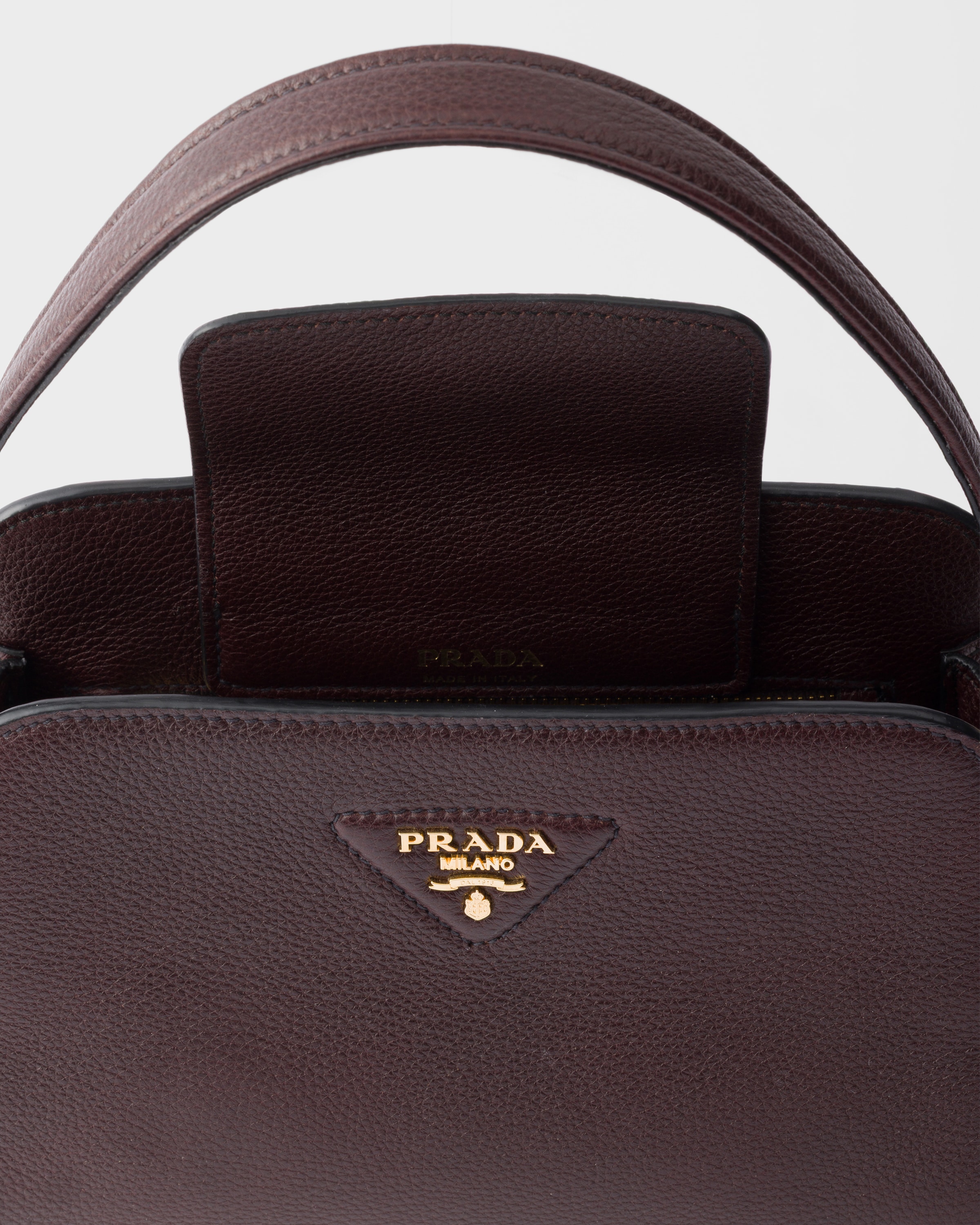 ダークブラウン レザー ミニハンドバッグ | PRADA - 日本