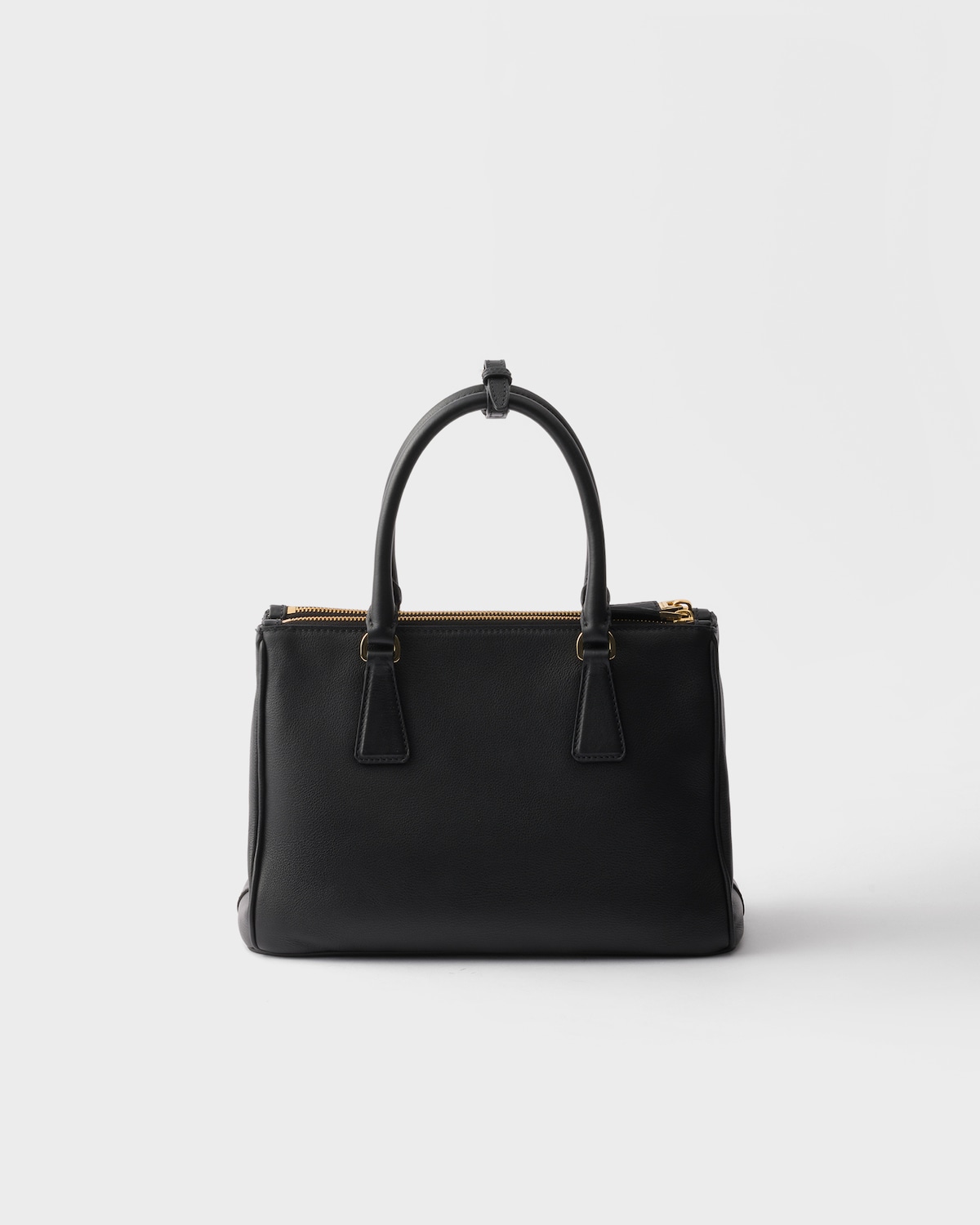 PRADA 25S GALLERIA LARGE BAG 32 IN BLACK CALFSKIN GOLD HARDWRE