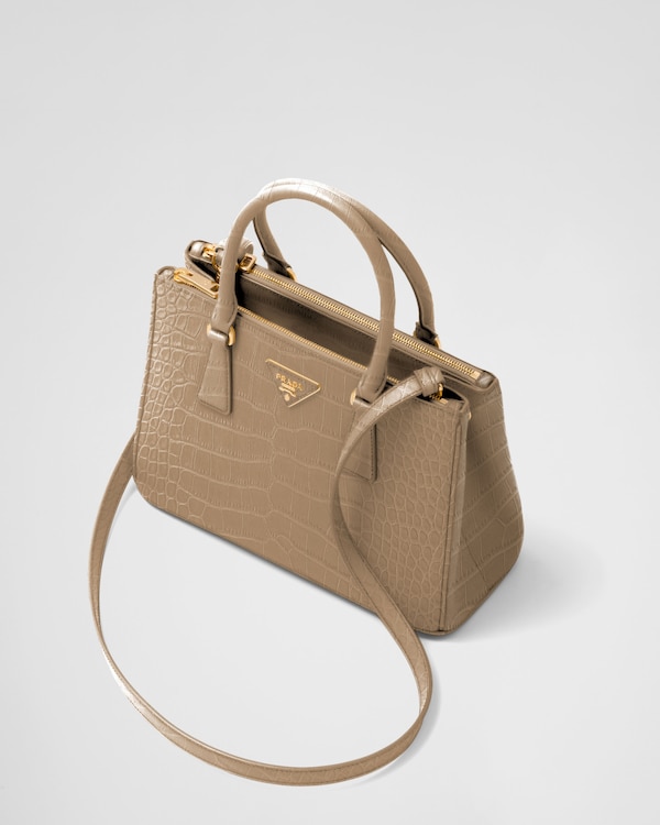 حقيبة برادا غاليريا متوسطة من جلد التمساح حقيبة برادا غاليريا متوسطة من جلد التمساح