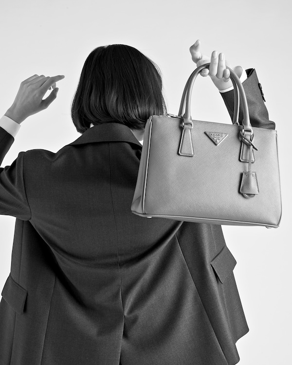 Prada Galleria medium Saffiano leather bag Prada Galleria medium Saffiano leather bag