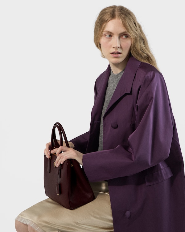 حقيبة برادا غاليريا متوسطة من جلد سافيانو حقيبة برادا غاليريا متوسطة من جلد سافيانو