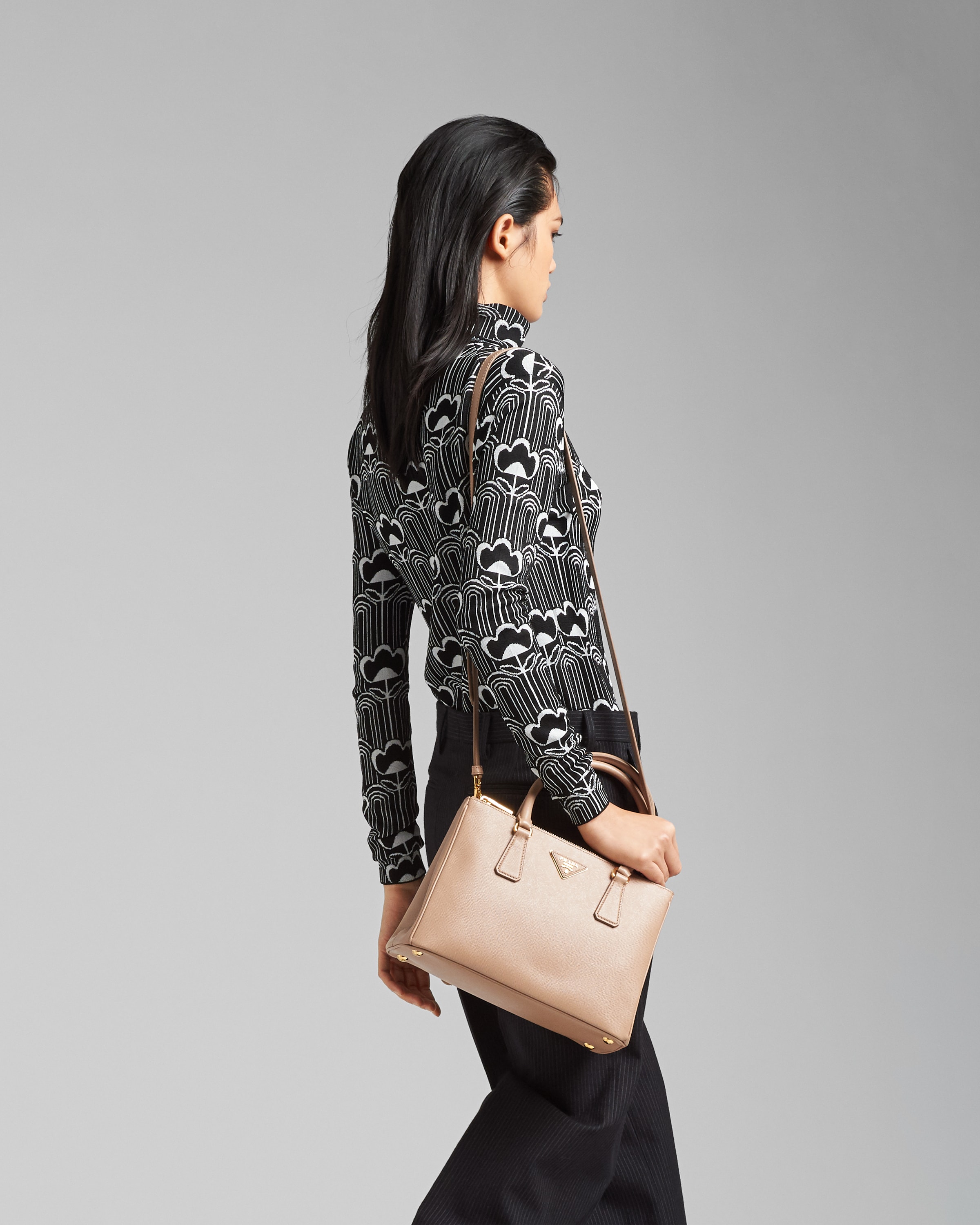 Prada on sale cameo bag