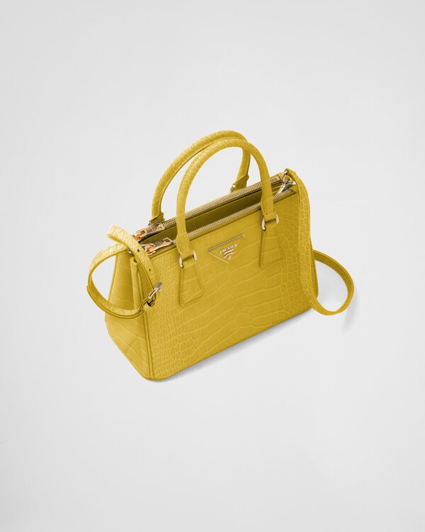 حقيبة برادا غاليريا صغيرة من جلد التمساح - أصفر شمسي حقيبة برادا غاليريا صغيرة من جلد التمساح - أصفر شمسي