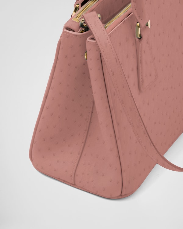 Kleine Prada Galleria Tasche aus Straußenleder Kleine Prada Galleria Tasche aus Straußenleder