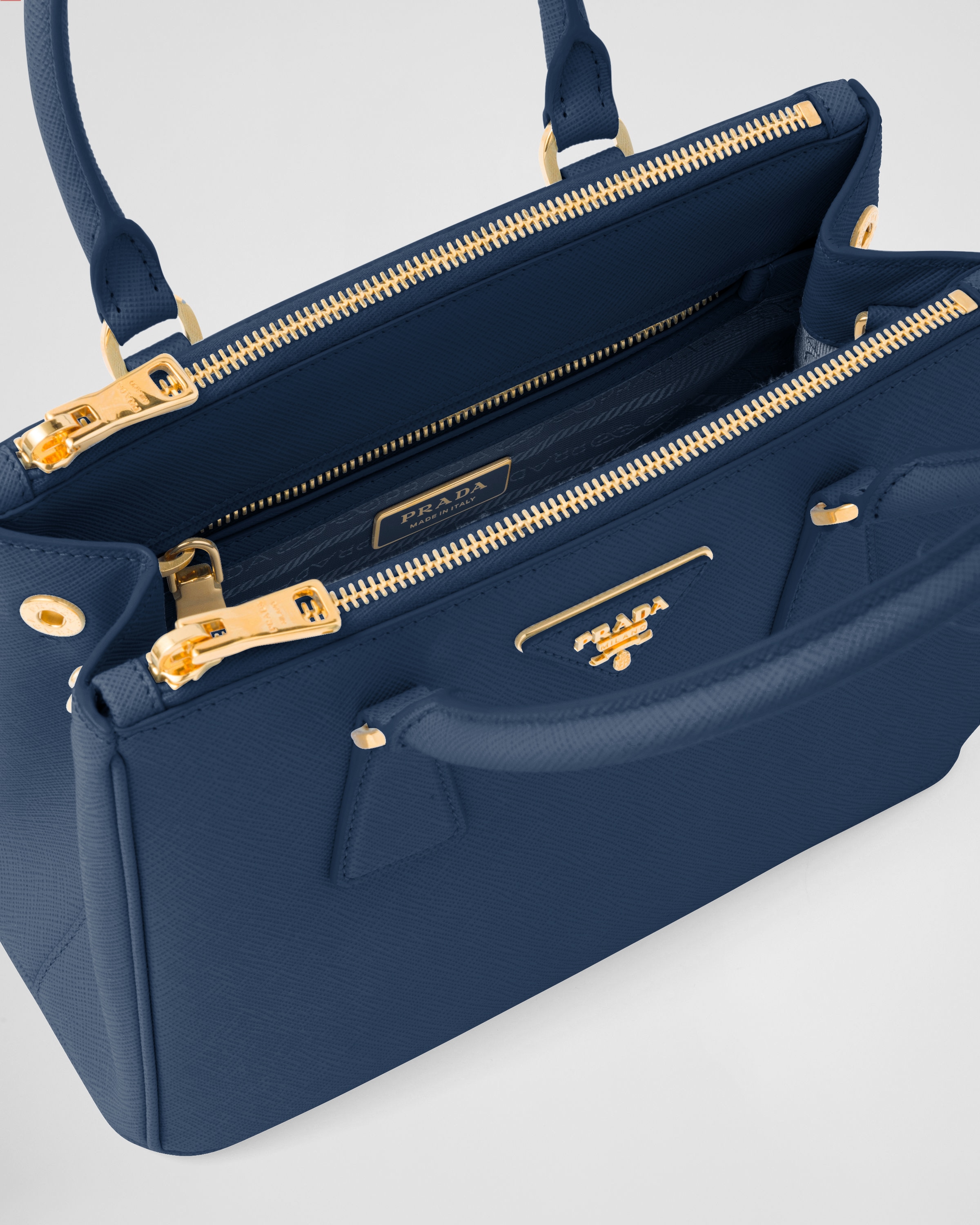 스몰 프라다 갤러리아 사피아노 가죽 백