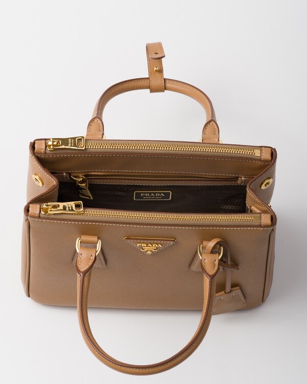 Petit sac Prada Galleria en cuir Saffiano Petit sac Prada Galleria en cuir Saffiano