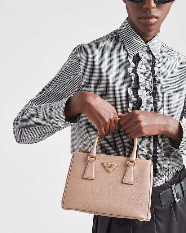 Petit sac Prada Galleria en cuir Saffiano Petit sac Prada Galleria en cuir Saffiano