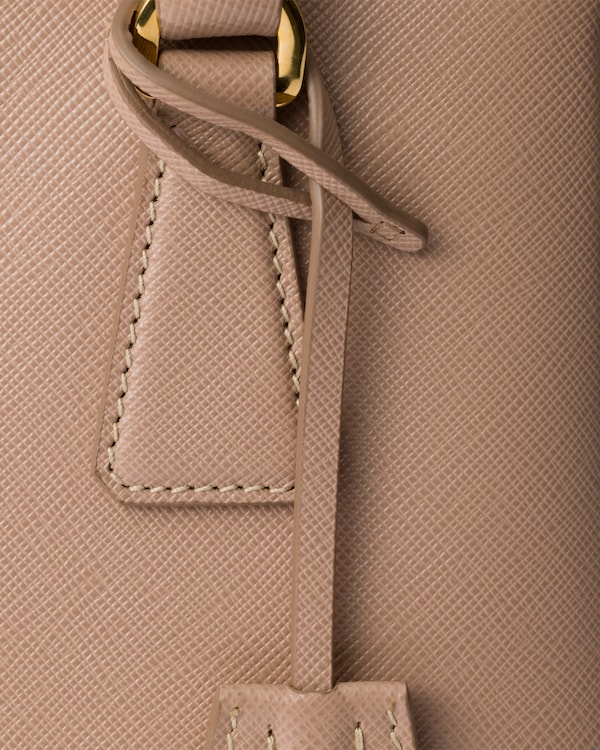 Petit sac Prada Galleria en cuir Saffiano Petit sac Prada Galleria en cuir Saffiano