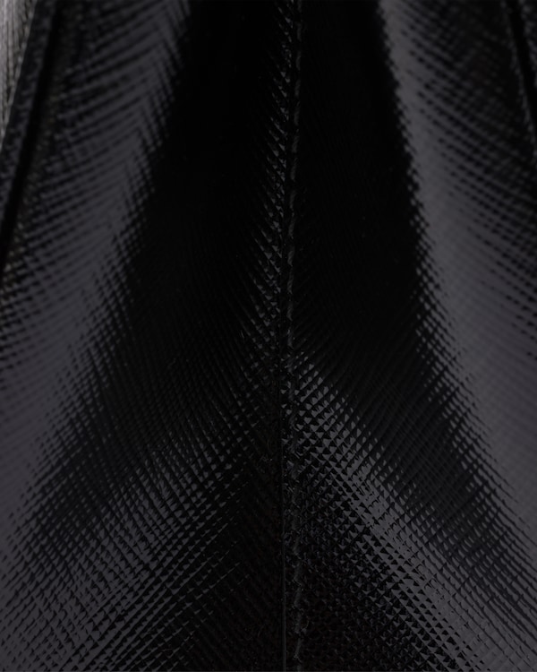 プラダ ガレリア パテントレザー ミニバッグ プラダ ガレリア パテントレザー ミニバッグ