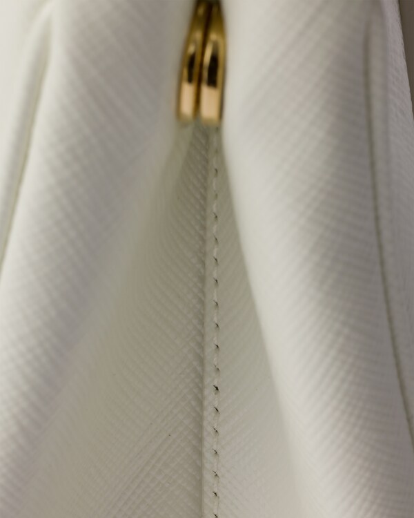 Minibolso Prada Galleria de Saffiano charol Minibolso Prada Galleria de Saffiano charol