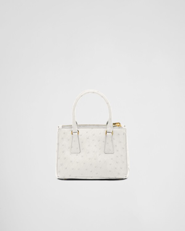 Mini sac Prada Galleria en cuir d’autruche Mini sac Prada Galleria en cuir d’autruche