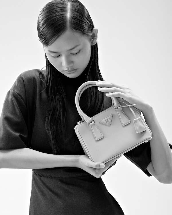 Prada Galleria mini Saffiano leather bag Prada Galleria mini Saffiano leather bag