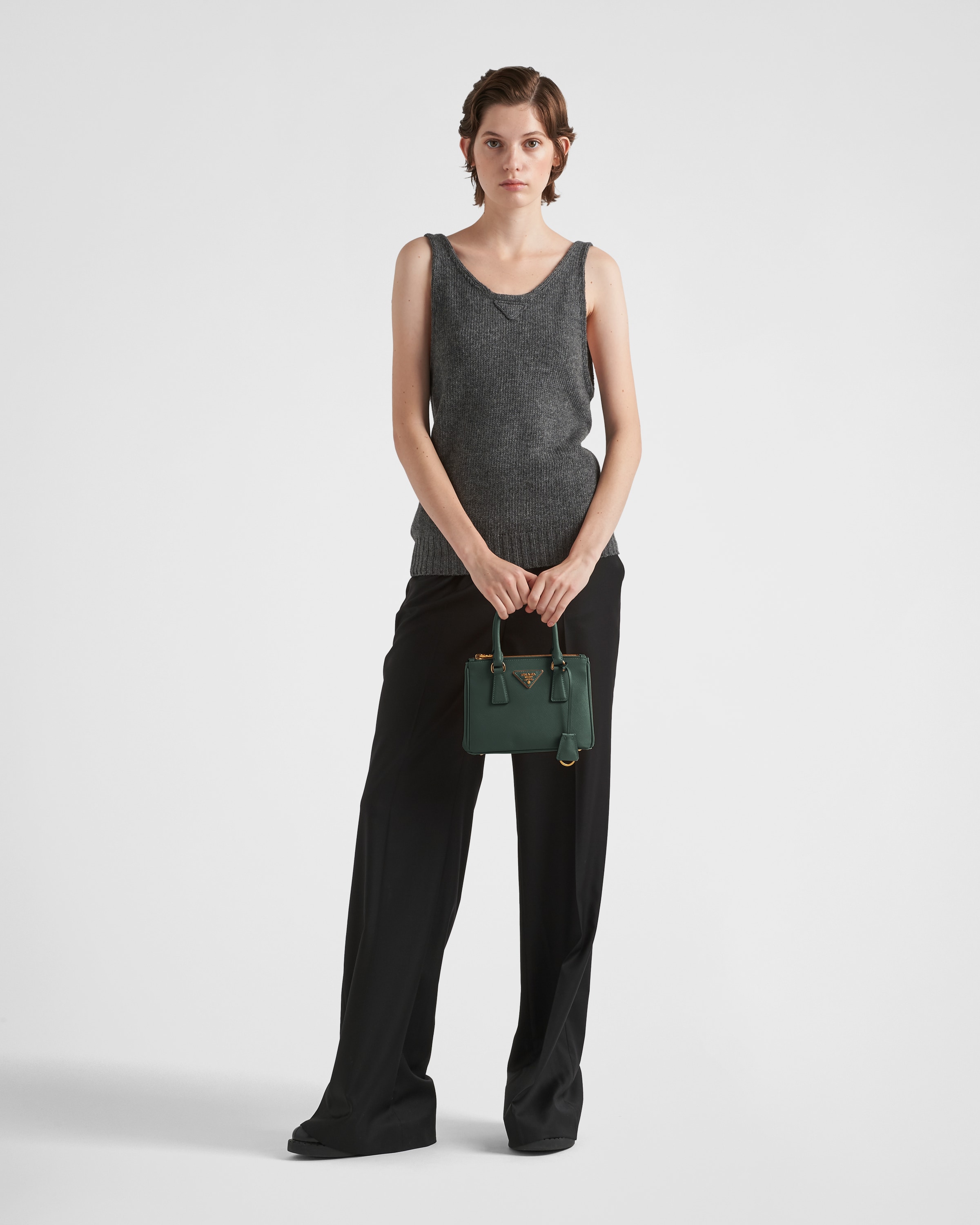 Prada Mini sac Prada Galleria en cuir Saffiano 7