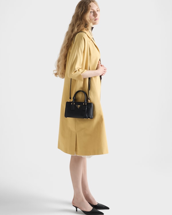 กระเป๋ามินิหนัง Prada Galleria Saffiano กระเป๋ามินิหนัง Prada Galleria Saffiano