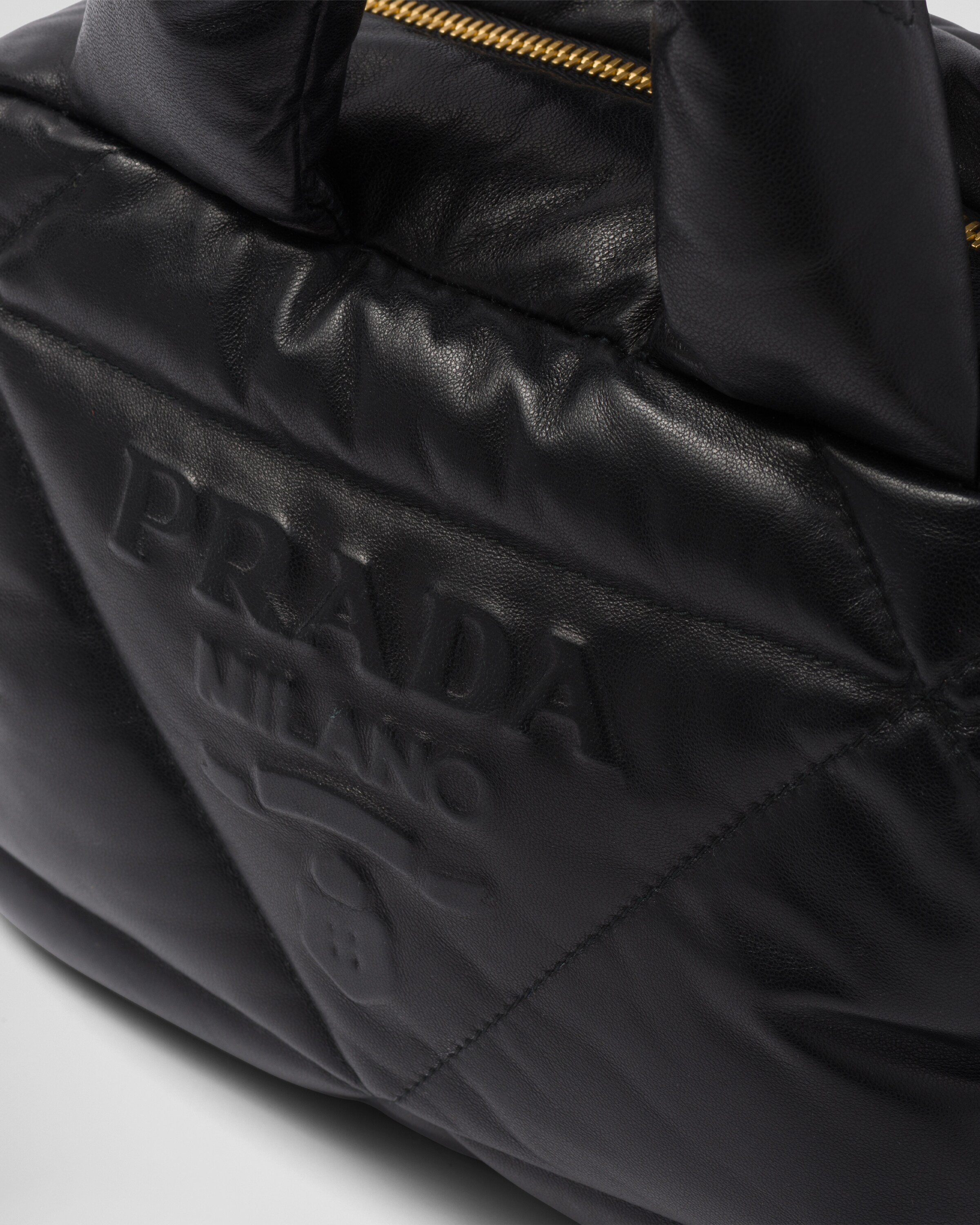 Prada Henkeltasche aus gestepptem Nappa\u002DLeder 6