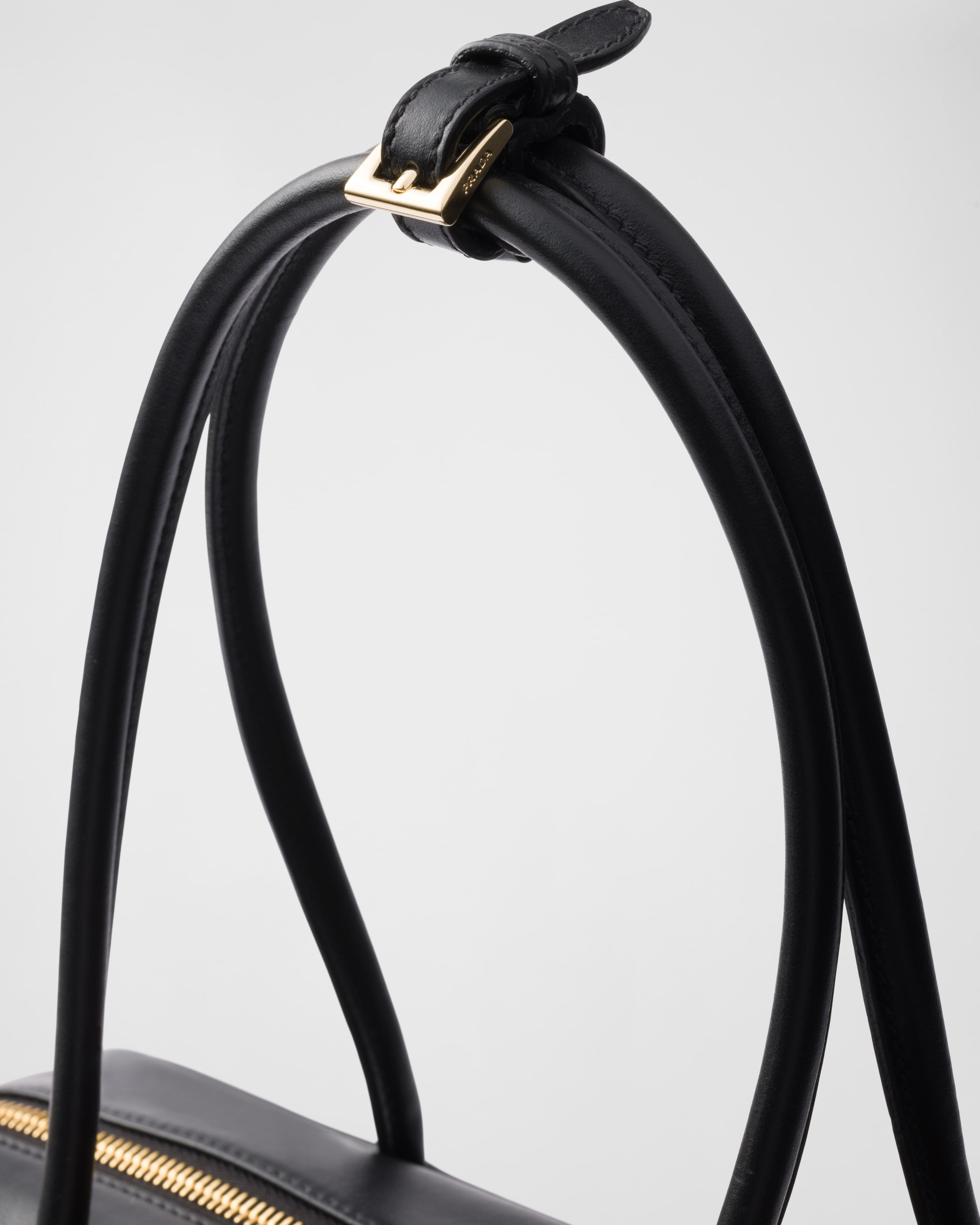 PRADA Re-Nylon＆レザー トップハンドル 1BB131 楽天市場】【未使用】｜PRADA プラダ 1BB846 サフィアーノレザー