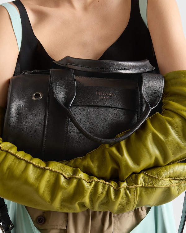 Bolso Prada Route de piel grande con asa superior - Negro Bolso Prada Route de piel grande con asa superior - Negro