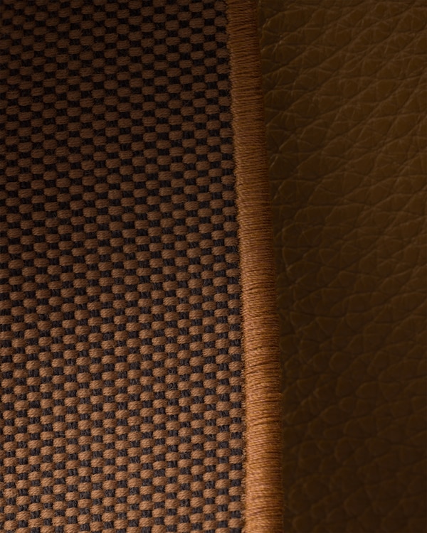 Mittelgroße Tasche aus Leder Mittelgroße Tasche aus Leder