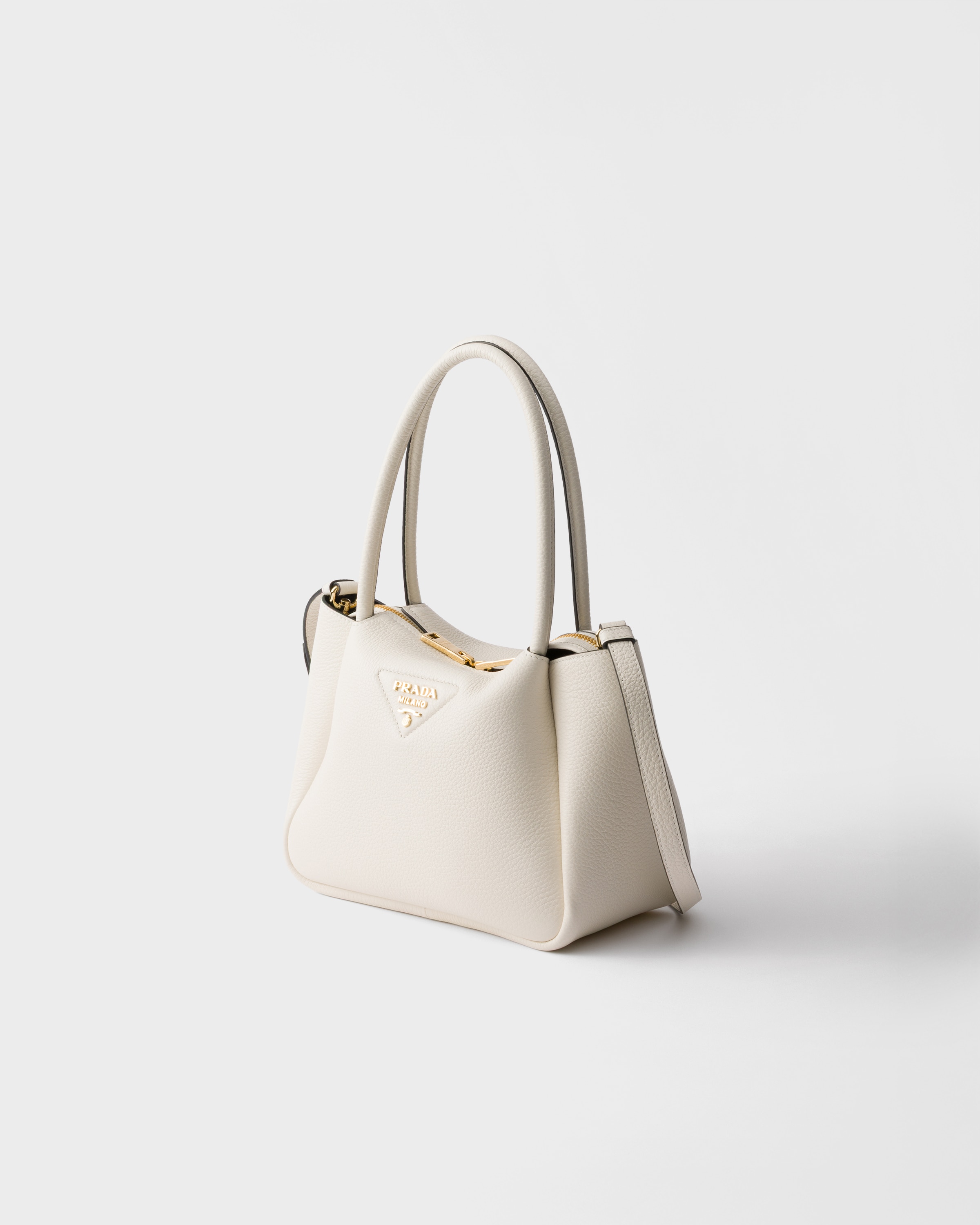 ホワイト プラダ リエゾン スモール レザー ハンドバッグ | PRADA - 日本