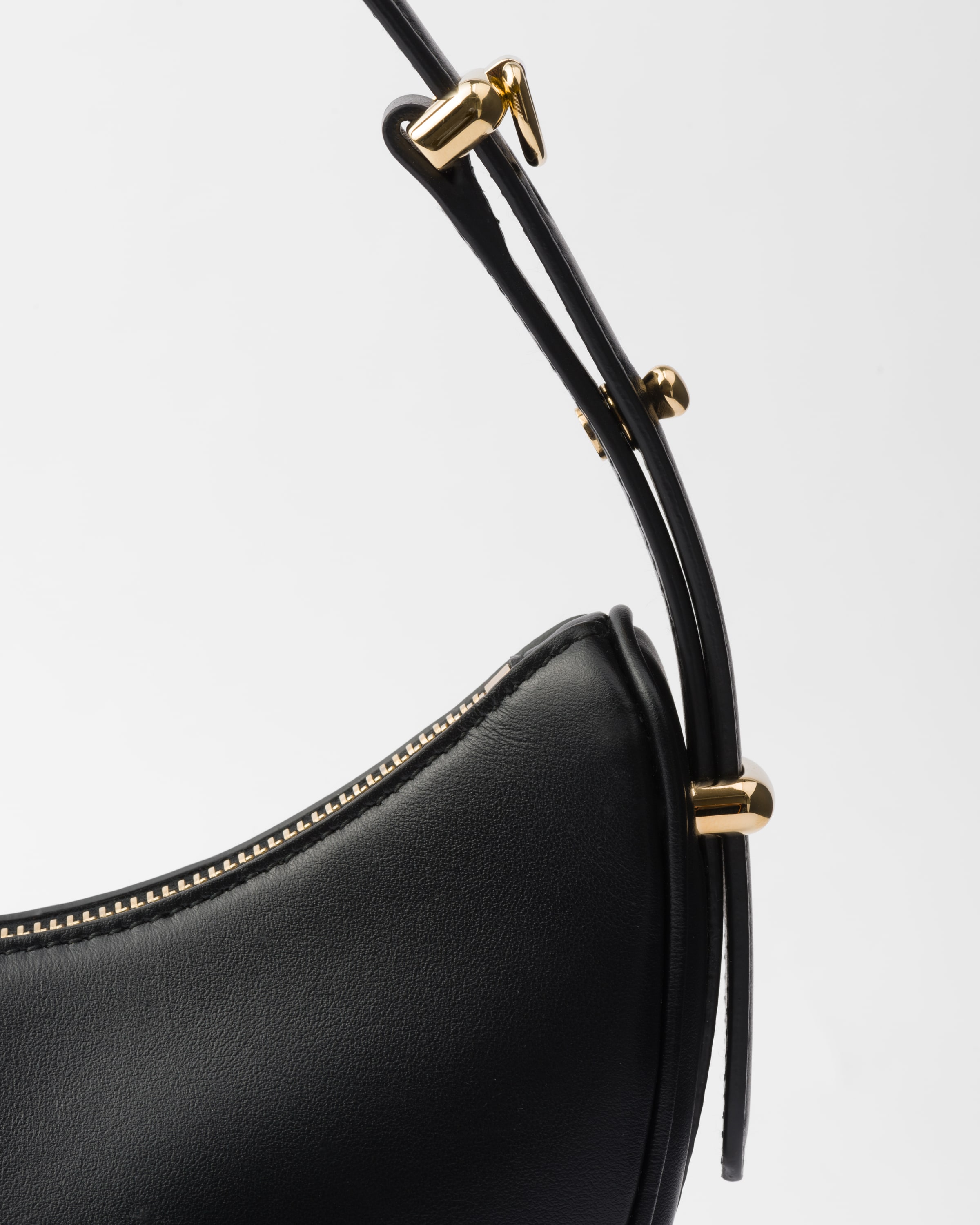 PRADA プラダ アーケ レザー ショルダーバッグ Black Prada Arqué Small Leather Shoulder Bag | PRADA