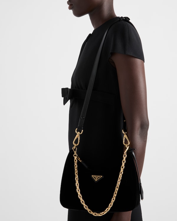 Mini sac Prada Re-Edition en velours Mini sac Prada Re-Edition en velours