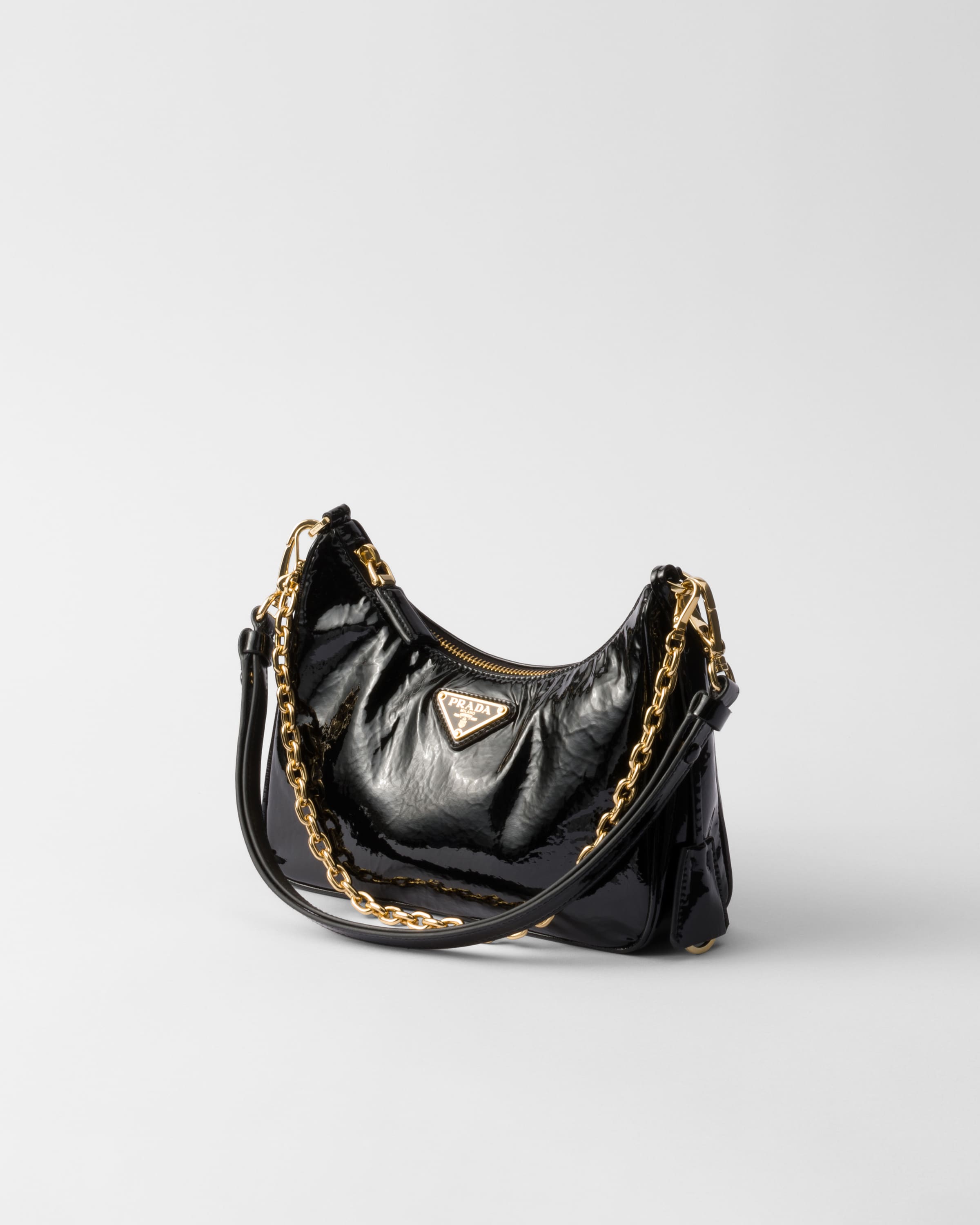 Prada Mini Re-edition 2005 Patent Leather Shoulder Bag In Black