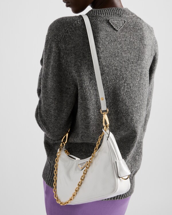 Mini sac Prada Re-Edition en cuir verni naplak Mini sac Prada Re-Edition en cuir verni naplak