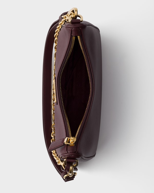 Mini sac Prada Re-Edition en cuir Saffiano - Bordeaux Mini sac Prada Re-Edition en cuir Saffiano - Bordeaux