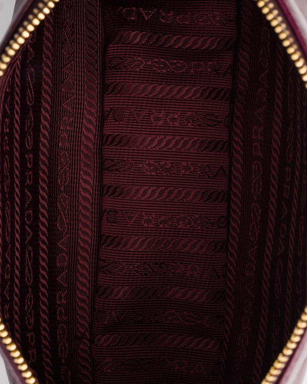 Prada Re-Edition 2002 medium leather shoulder bag  Prada Re-Edition 2002 medium leather shoulder bag