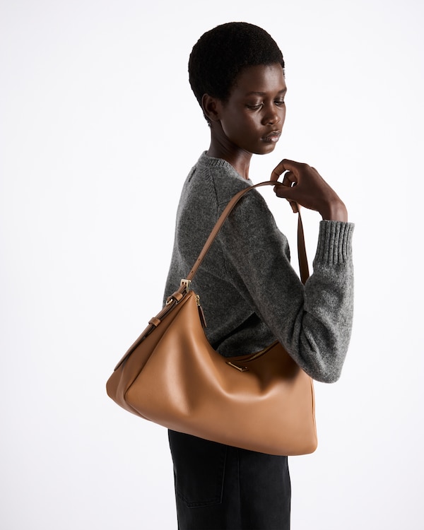 Prada Aimée Große Schultertasche aus Leder Prada Aimée Große Schultertasche aus Leder