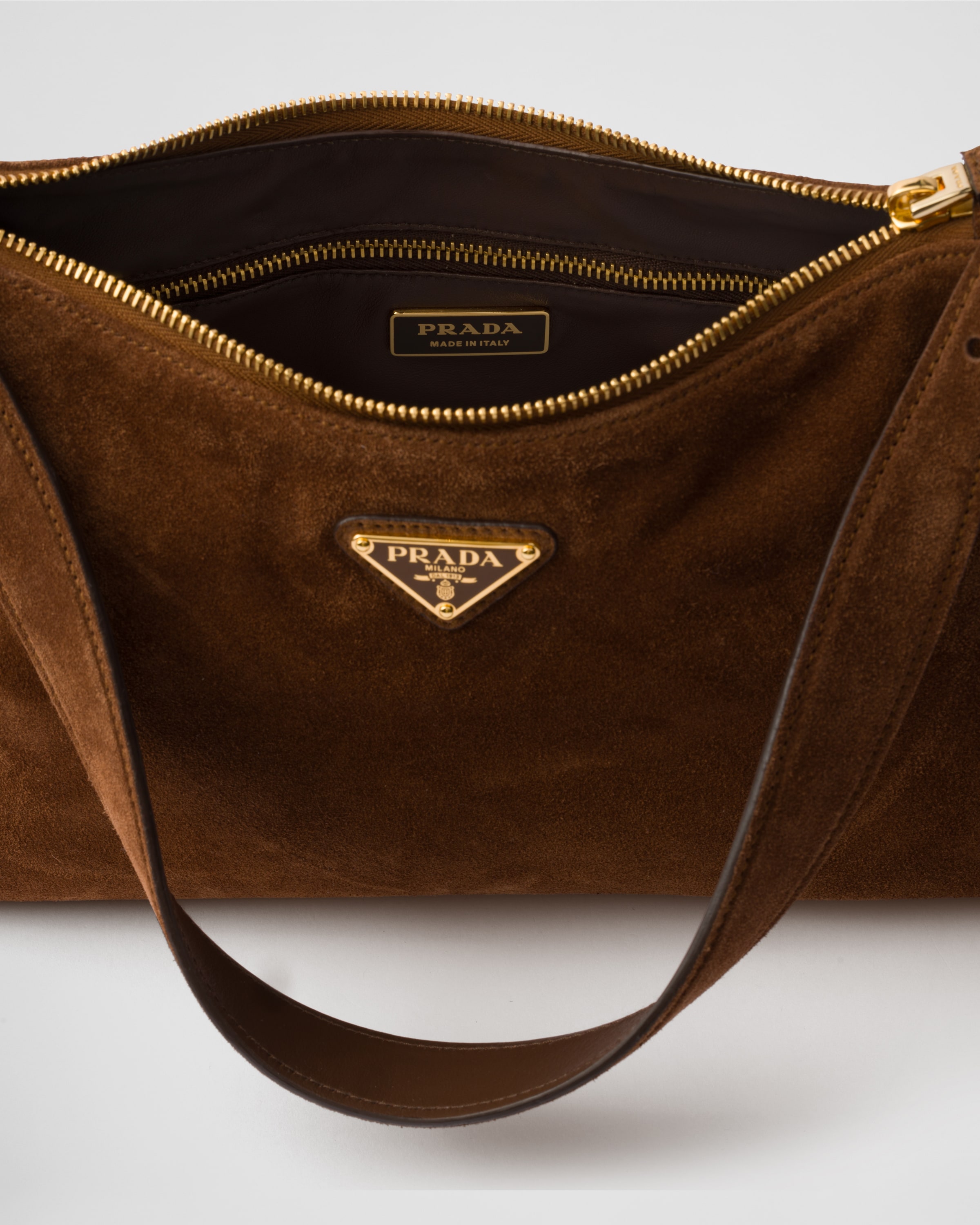 ヴィンテージ】PRADA スエード クラッチバッグ ダークブラウン