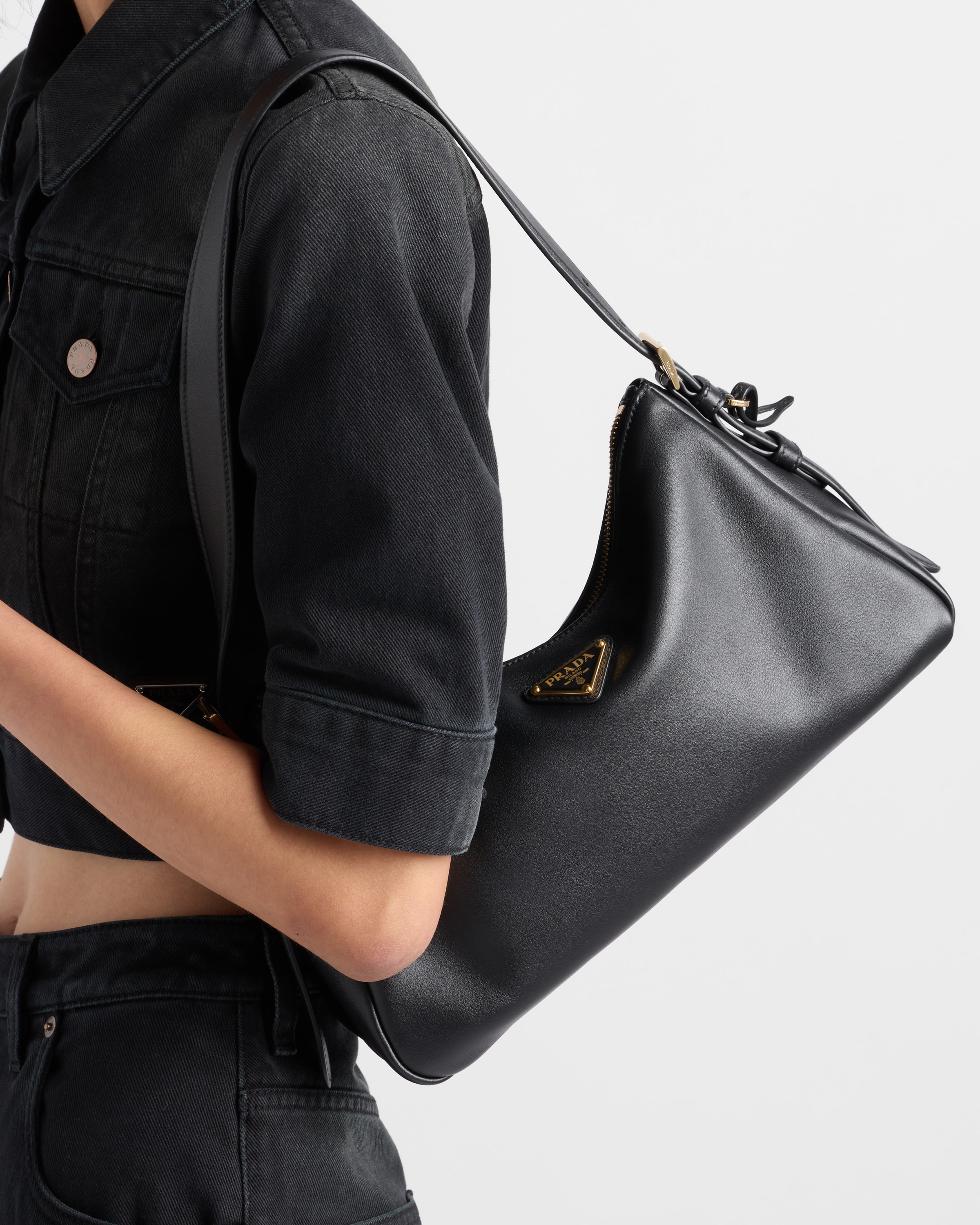 ショルダーバッグ・ポシェット PRADA PRADA AIMEE MEDIUM BLACK LEATHER BAG Prada Aimée Medium leather shoulder bag in black - Prada