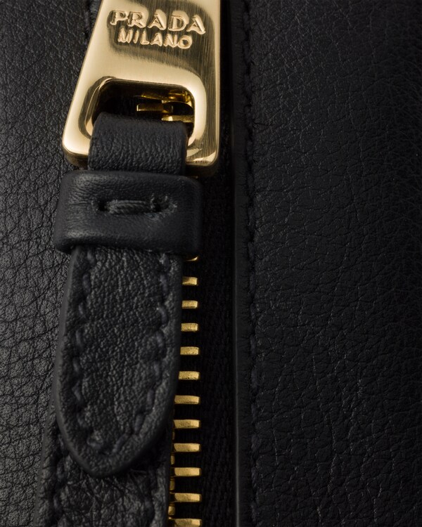 Leather pouch Leather pouch