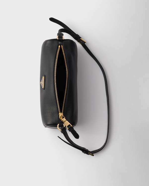 Leather pouch Leather pouch