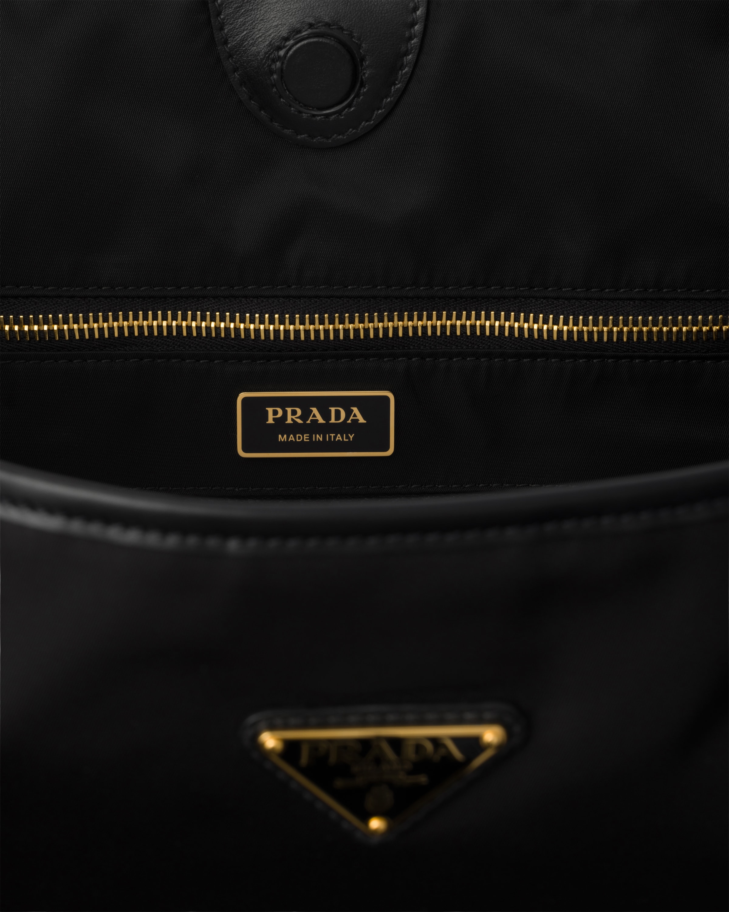 Prada Large Re-nylon Mariner Shoulder Bag In Black
